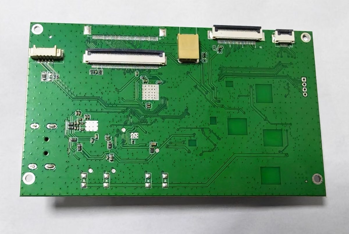 FB6001 AHD 点屏板实拍（双 FPC 排线）