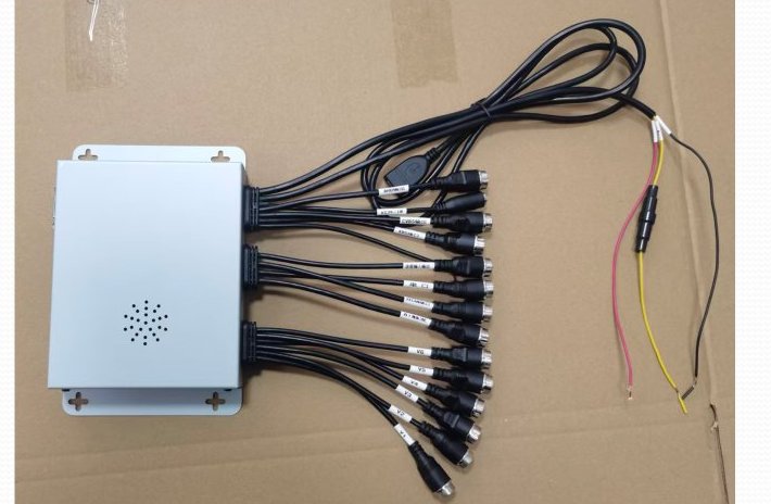 FB8007 全景环视分体主机实拍